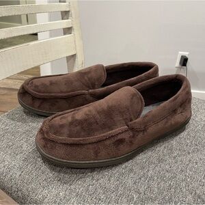 DF by Dearfoams Men's Adam Velour Moccasin with Memory Foam Slippers in Brown XL